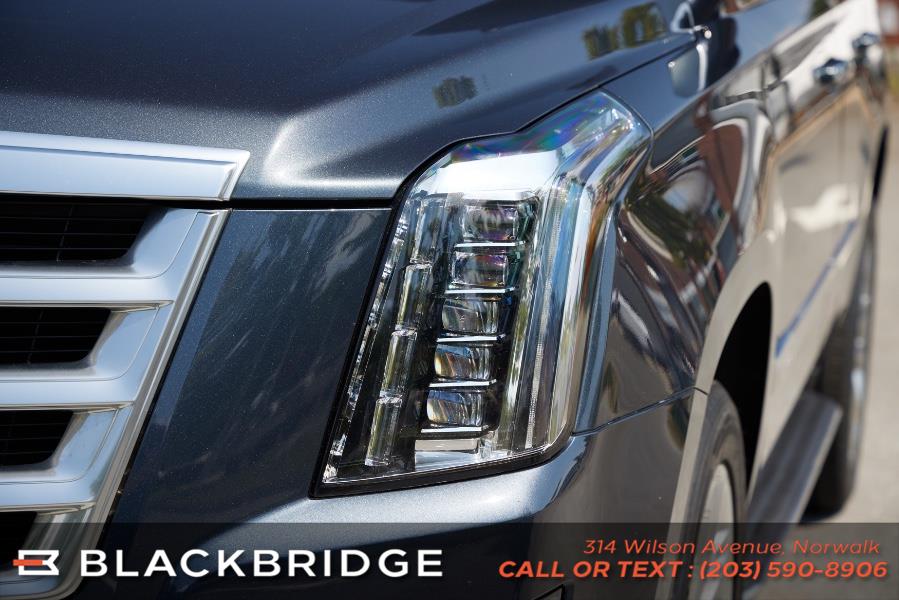 2019 Cadillac Escalade 4WD 4dr Luxury, available for sale in Norwalk, Connecticut | Black Bridge Motors, LLC. Norwalk, Connecticut 2019 Cadillac Escalade 4WD 4dr Luxury, available for sale in Norwalk, Connecticut | Black Bridge Motors, LLC. Norwalk, Connecticut