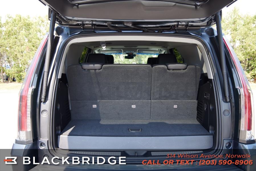 2019 Cadillac Escalade 4WD 4dr Luxury, available for sale in Norwalk, Connecticut | Black Bridge Motors, LLC. Norwalk, Connecticut 2019 Cadillac Escalade 4WD 4dr Luxury, available for sale in Norwalk, Connecticut | Black Bridge Motors, LLC. Norwalk, Connecticut