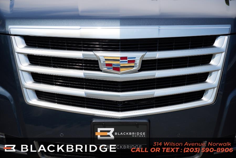 2019 Cadillac Escalade 4WD 4dr Luxury, available for sale in Norwalk, Connecticut | Black Bridge Motors, LLC. Norwalk, Connecticut 2019 Cadillac Escalade 4WD 4dr Luxury, available for sale in Norwalk, Connecticut | Black Bridge Motors, LLC. Norwalk, Connecticut