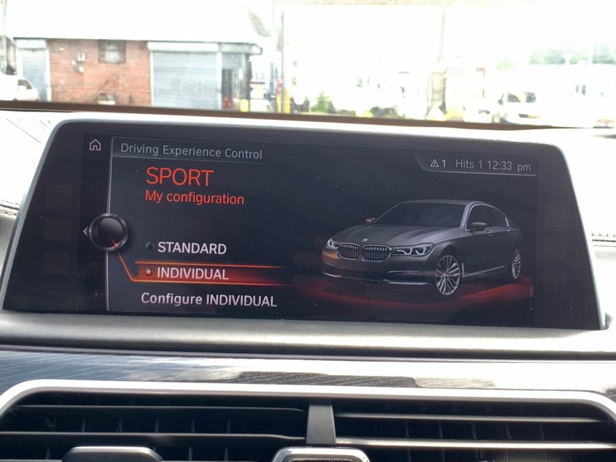Used BMW 7 Series 4dr Sdn 750i xDrive AWD 2016 | Champion Auto Hillside. Hillside, New Jersey Used BMW 7 Series 4dr Sdn 750i xDrive AWD 2016 | Champion Auto Hillside. Hillside, New Jersey