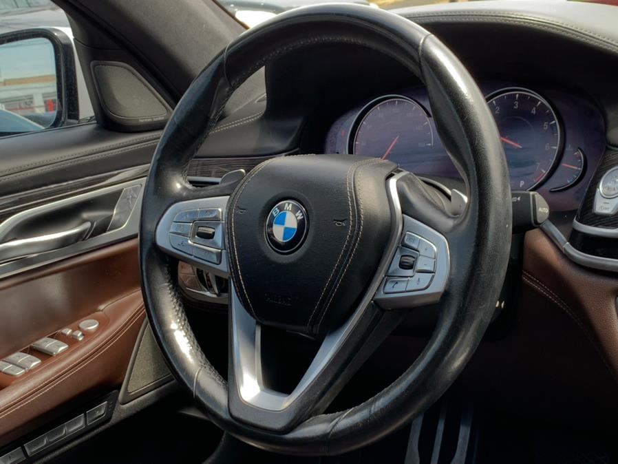 Used BMW 7 Series 4dr Sdn 750i xDrive AWD 2016 | Champion Auto Hillside. Hillside, New Jersey Used BMW 7 Series 4dr Sdn 750i xDrive AWD 2016 | Champion Auto Hillside. Hillside, New Jersey