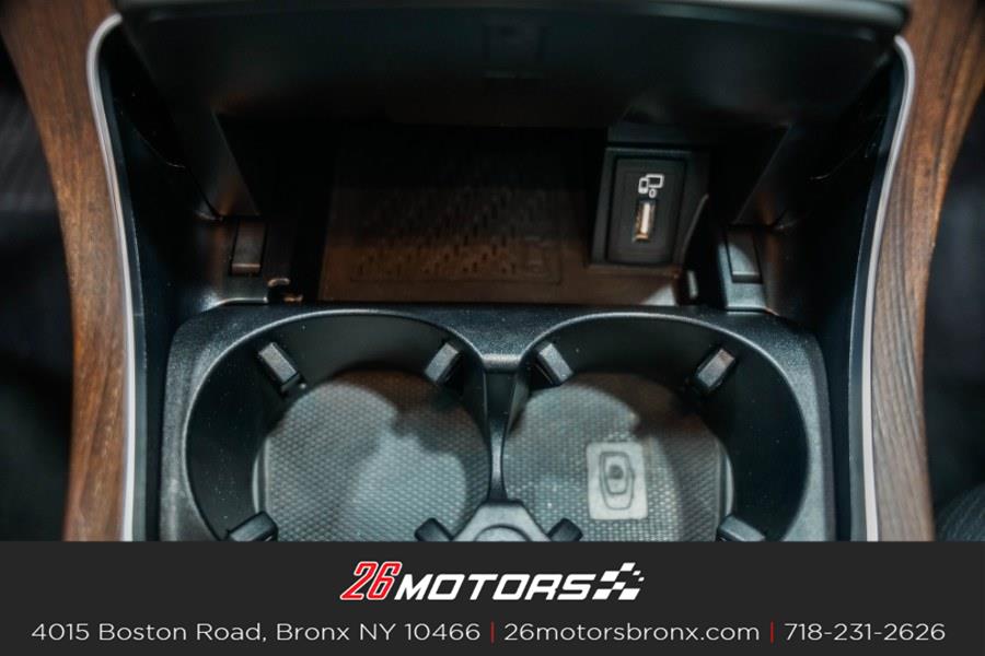 Used Mercedes-Benz C-Class C 300 4MATIC Sedan 2019 | 26 Motors Bronx. Bronx, New York Used Mercedes-Benz C-Class C 300 4MATIC Sedan 2019 | 26 Motors Bronx. Bronx, New York