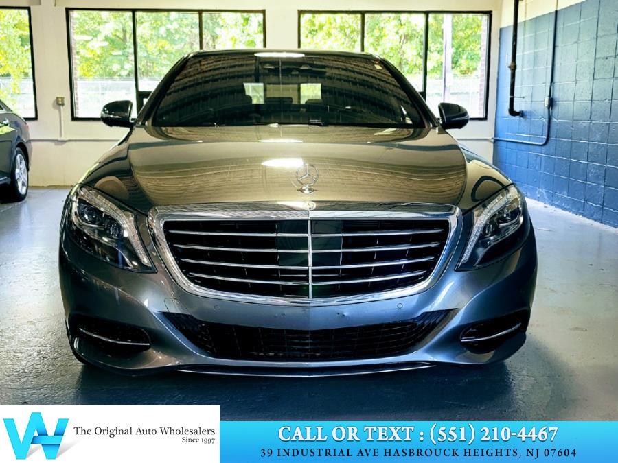 Used Mercedes-Benz S-Class S 550 4MATIC Sedan 2017 | AW Auto & Truck Wholesalers, Inc. Hasbrouck Heights, New Jersey Used Mercedes-Benz S-Class S 550 4MATIC Sedan 2017 | AW Auto & Truck Wholesalers, Inc. Hasbrouck Heights, New Jersey