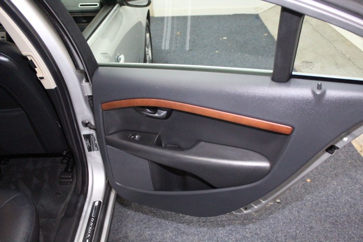 2009 Volvo S80 4dr Sdn I6 Turbo AWD, available for sale in Plainville, Connecticut | New England Auto Sales LLC. Plainville, Connecticut 2009 Volvo S80 4dr Sdn I6 Turbo AWD, available for sale in Plainville, Connecticut | New England Auto Sales LLC. Plainville, Connecticut