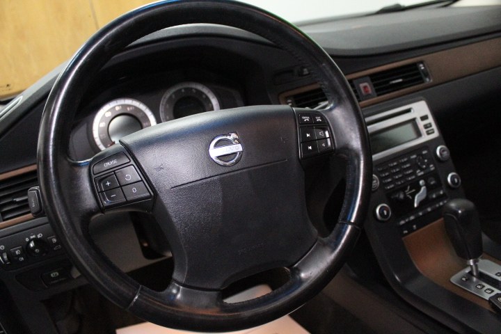 2009 Volvo S80 4dr Sdn I6 Turbo AWD, available for sale in Plainville, Connecticut | New England Auto Sales LLC. Plainville, Connecticut 2009 Volvo S80 4dr Sdn I6 Turbo AWD, available for sale in Plainville, Connecticut | New England Auto Sales LLC. Plainville, Connecticut
