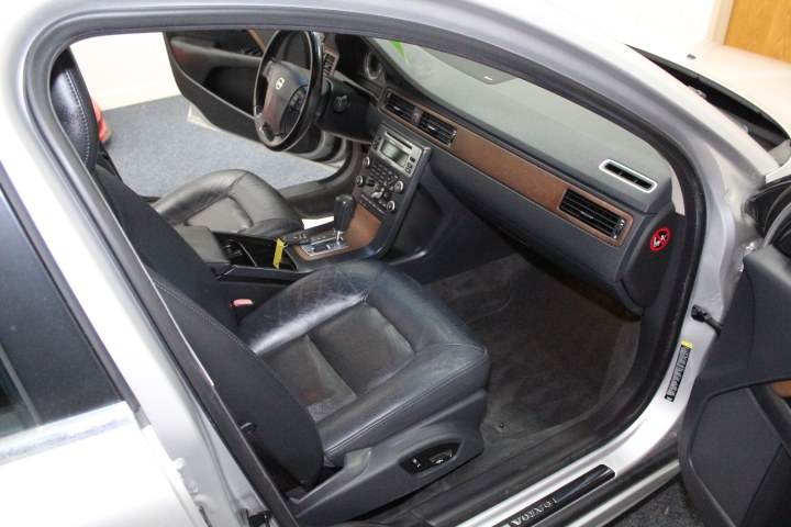 2009 Volvo S80 4dr Sdn I6 Turbo AWD, available for sale in Plainville, Connecticut | New England Auto Sales LLC. Plainville, Connecticut 2009 Volvo S80 4dr Sdn I6 Turbo AWD, available for sale in Plainville, Connecticut | New England Auto Sales LLC. Plainville, Connecticut