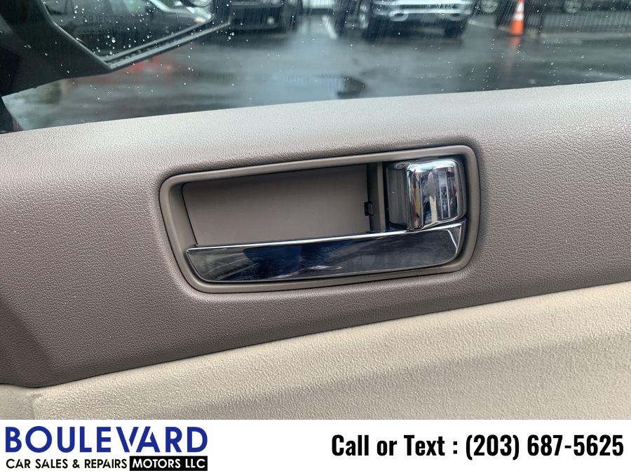 Used Nissan Sentra SL Sedan 4D 2012 | Boulevard Motors LLC. New Haven, Connecticut Used Nissan Sentra SL Sedan 4D 2012 | Boulevard Motors LLC. New Haven, Connecticut