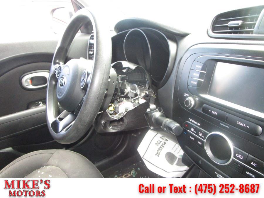 Used Chevrolet Impala 4dr Sdn LS 2010 | Mike's Motors LLC. Stratford, Connecticut Used Chevrolet Impala 4dr Sdn LS 2010 | Mike's Motors LLC. Stratford, Connecticut