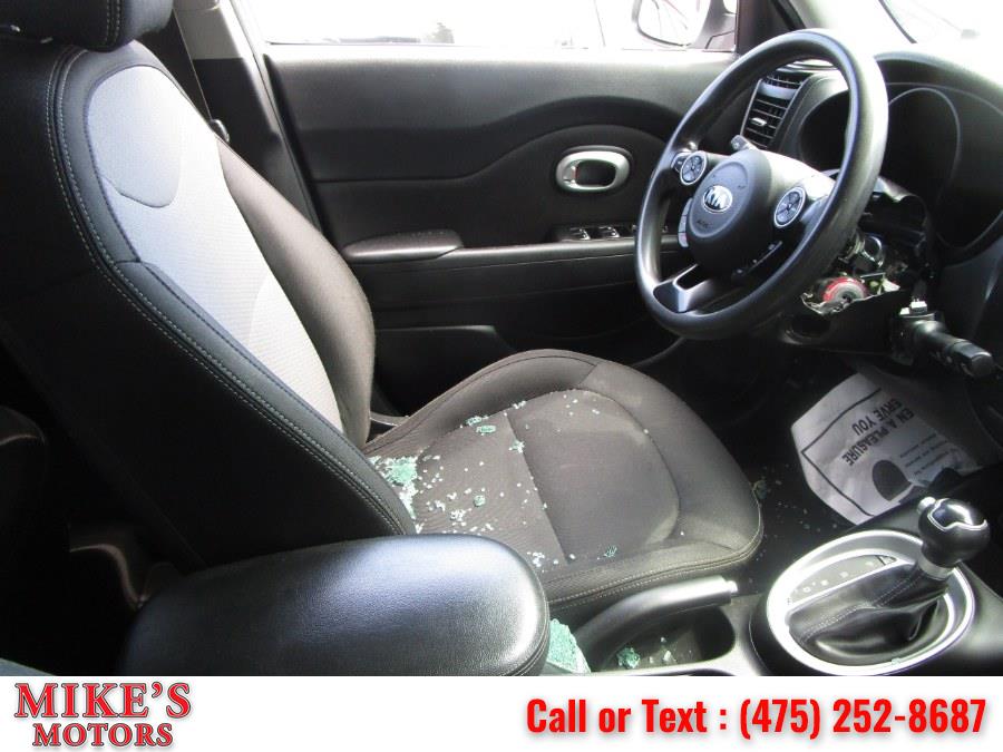 Used Chevrolet Impala 4dr Sdn LS 2010 | Mike's Motors LLC. Stratford, Connecticut Used Chevrolet Impala 4dr Sdn LS 2010 | Mike's Motors LLC. Stratford, Connecticut