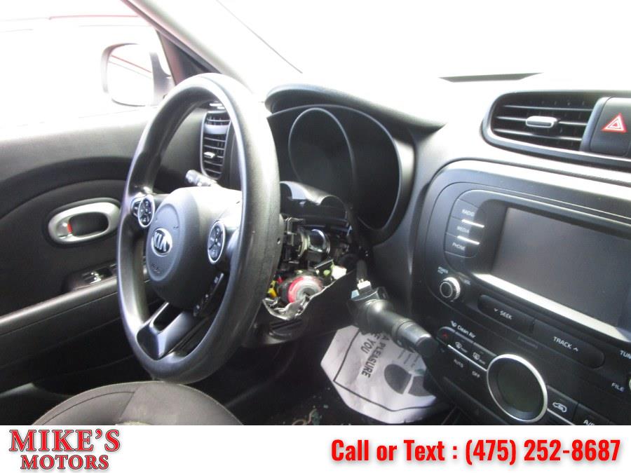 Used Chevrolet Impala 4dr Sdn LS 2010 | Mike's Motors LLC. Stratford, Connecticut Used Chevrolet Impala 4dr Sdn LS 2010 | Mike's Motors LLC. Stratford, Connecticut