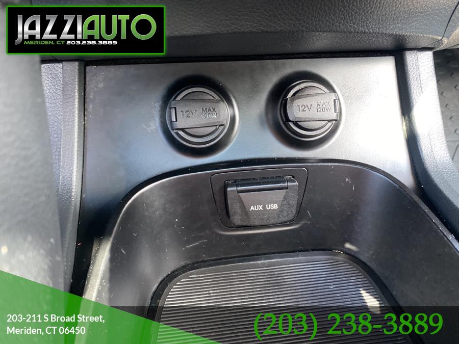 2015 Hyundai Santa Fe AWD 4dr LIMITED, available for sale in Meriden, Connecticut | Jazzi Auto Sales LLC. Meriden, Connecticut 2015 Hyundai Santa Fe AWD 4dr LIMITED, available for sale in Meriden, Connecticut | Jazzi Auto Sales LLC. Meriden, Connecticut