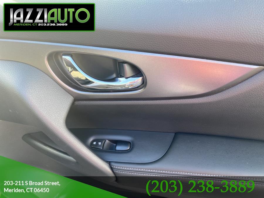 2016 Nissan Rogue AWD 4dr SV, available for sale in Meriden, Connecticut | Jazzi Auto Sales LLC. Meriden, Connecticut 2016 Nissan Rogue AWD 4dr SV, available for sale in Meriden, Connecticut | Jazzi Auto Sales LLC. Meriden, Connecticut