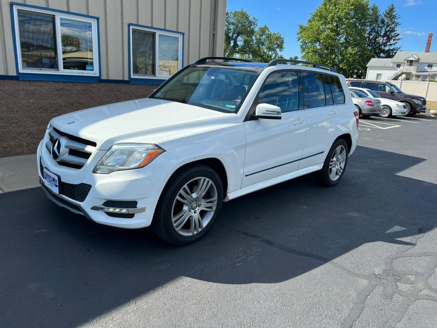 2015 Mercedes-Benz GLK-Class 4MATIC 4dr GLK350, available for sale in East Windsor, Connecticut | Century Auto And Truck. East Windsor, Connecticut