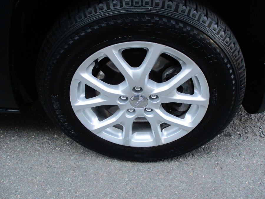 Used Jeep Cherokee 4WD 4dr Altitude *Ltd Avail* 2016 | Cos Central Auto. Meriden, Connecticut Used Jeep Cherokee 4WD 4dr Altitude *Ltd Avail* 2016 | Cos Central Auto. Meriden, Connecticut