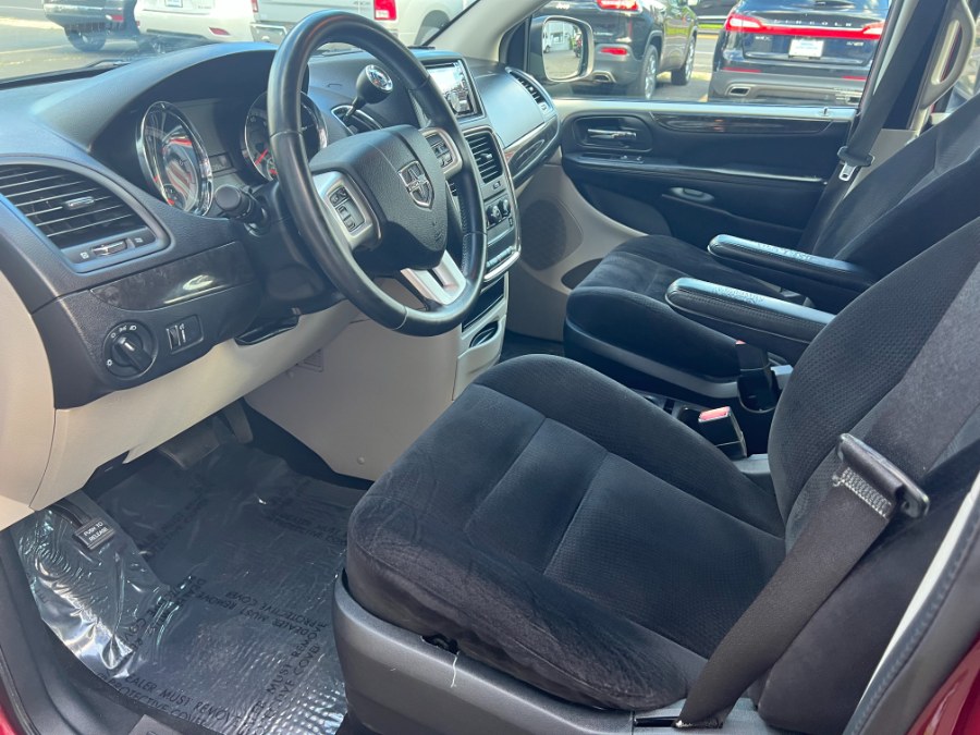 2014 Dodge Grand Caravan 4dr Wgn SE, available for sale in Bristol, Connecticut | Bristol Auto Center LLC. Bristol, Connecticut 2014 Dodge Grand Caravan 4dr Wgn SE, available for sale in Bristol, Connecticut | Bristol Auto Center LLC. Bristol, Connecticut