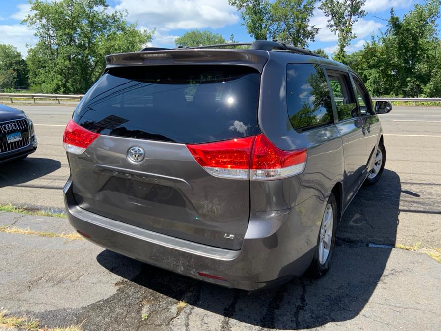 Used Toyota Sienna 5dr 7-Pass Van V6 LE FWD (Natl) 2012 | Bridge Motors LLC. Derby, Connecticut Used Toyota Sienna 5dr 7-Pass Van V6 LE FWD (Natl) 2012 | Bridge Motors LLC. Derby, Connecticut