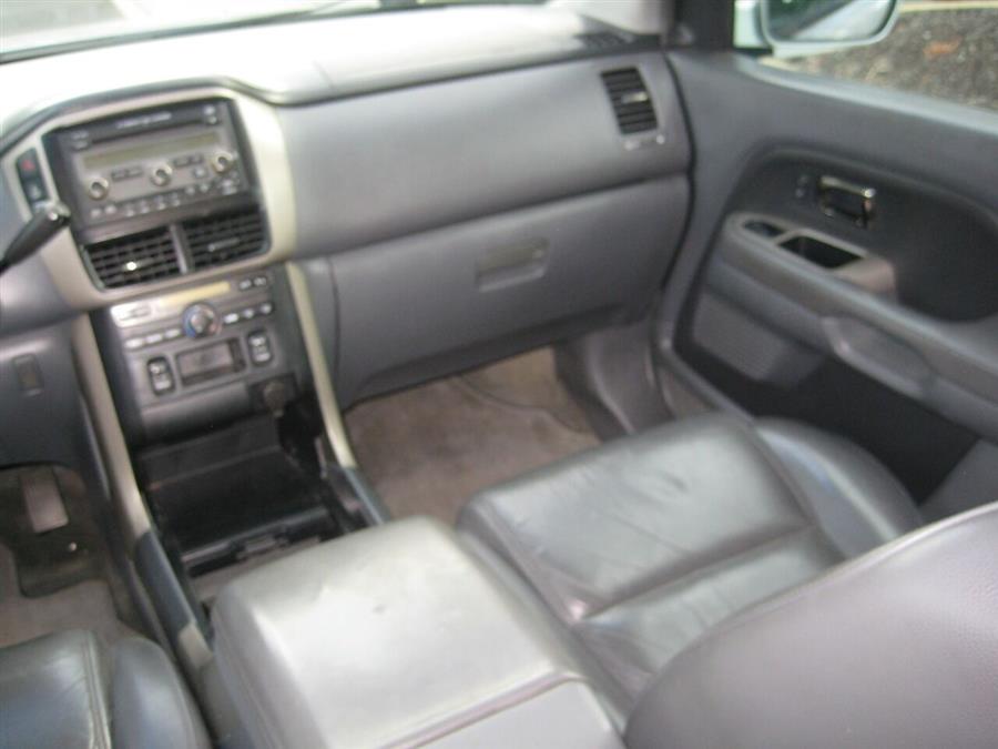 2006 Honda Pilot EX L 4dr SUV 4WD, available for sale in Massapequa, New York | Rite Choice Auto Inc.. Massapequa, New York 2006 Honda Pilot EX L 4dr SUV 4WD, available for sale in Massapequa, New York | Rite Choice Auto Inc.. Massapequa, New York