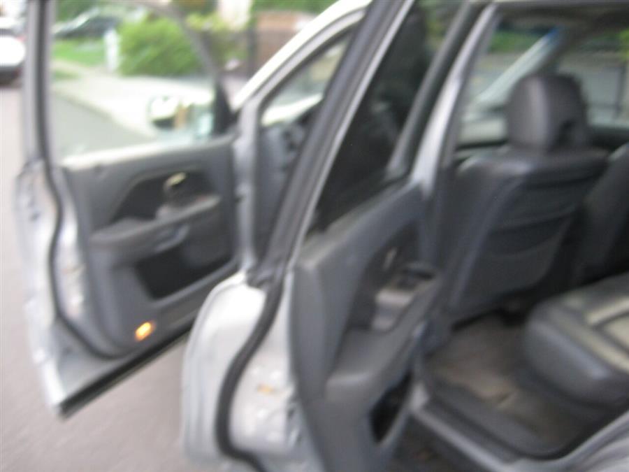 2006 Honda Pilot EX L 4dr SUV 4WD, available for sale in Massapequa, New York | Rite Choice Auto Inc.. Massapequa, New York 2006 Honda Pilot EX L 4dr SUV 4WD, available for sale in Massapequa, New York | Rite Choice Auto Inc.. Massapequa, New York
