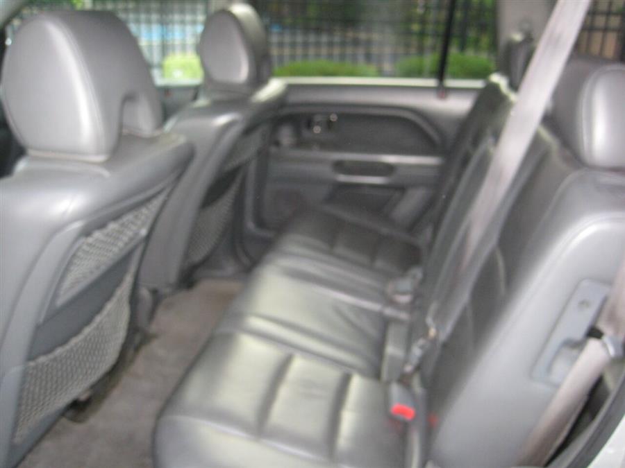 2006 Honda Pilot EX L 4dr SUV 4WD, available for sale in Massapequa, New York | Rite Choice Auto Inc.. Massapequa, New York 2006 Honda Pilot EX L 4dr SUV 4WD, available for sale in Massapequa, New York | Rite Choice Auto Inc.. Massapequa, New York