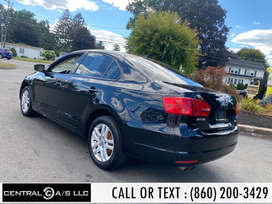 Used Volkswagen Jetta Sedan 4dr Manual SE w/Convenience & Sunroof PZEV 2011 | Central A/S LLC. East Windsor, Connecticut Used Volkswagen Jetta Sedan 4dr Manual SE w/Convenience & Sunroof PZEV 2011 | Central A/S LLC. East Windsor, Connecticut