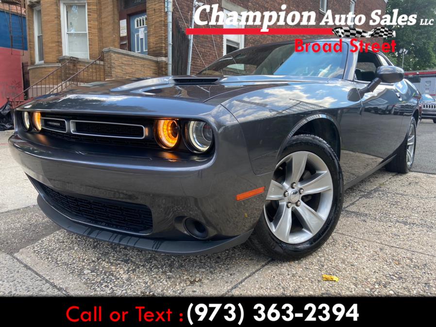 Used Dodge Challenger SXT RWD 2019 | Champion Used Auto Sales LLC. Newark, New Jersey