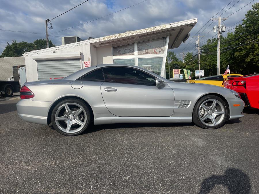 2009 Mercedes-Benz SL-Class 2dr Roadster 5.5L V8, available for sale in Plainview , New York | Ace Motor Sports Inc. Plainview , New York 2009 Mercedes-Benz SL-Class 2dr Roadster 5.5L V8, available for sale in Plainview , New York | Ace Motor Sports Inc. Plainview , New York