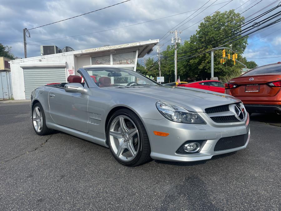 2009 Mercedes-Benz SL-Class 2dr Roadster 5.5L V8, available for sale in Plainview , New York | Ace Motor Sports Inc. Plainview , New York 2009 Mercedes-Benz SL-Class 2dr Roadster 5.5L V8, available for sale in Plainview , New York | Ace Motor Sports Inc. Plainview , New York