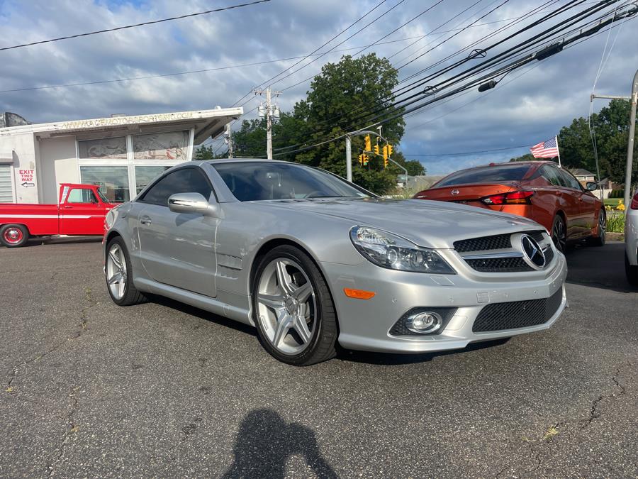 2009 Mercedes-Benz SL-Class 2dr Roadster 5.5L V8, available for sale in Plainview , New York | Ace Motor Sports Inc. Plainview , New York 2009 Mercedes-Benz SL-Class 2dr Roadster 5.5L V8, available for sale in Plainview , New York | Ace Motor Sports Inc. Plainview , New York