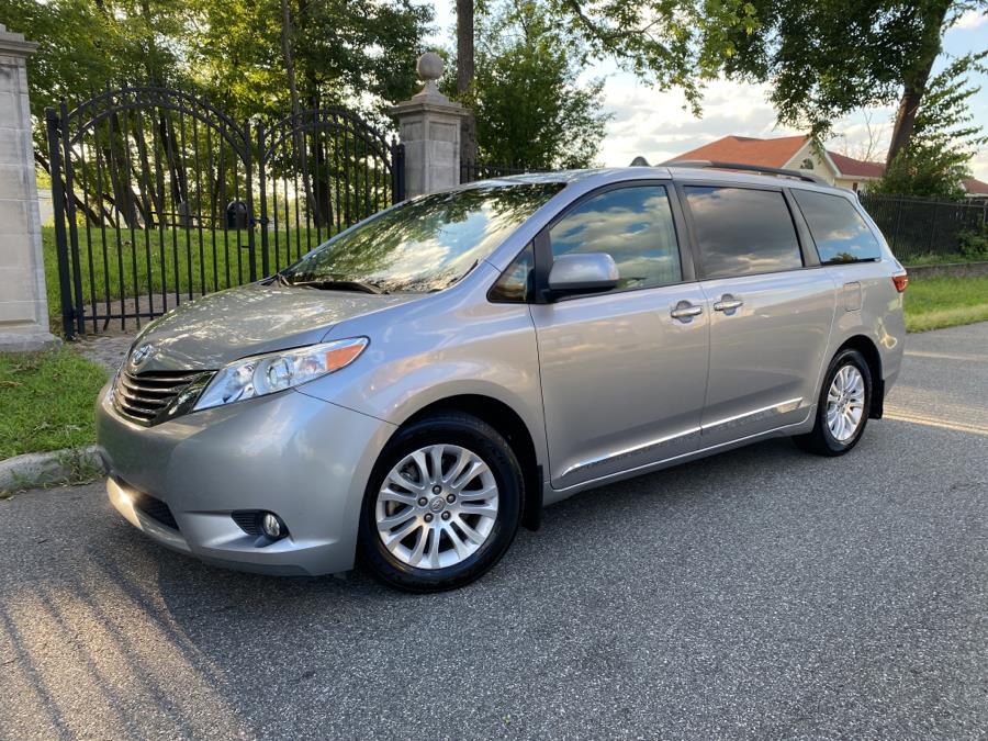 Used Toyota Sienna 5dr 8-Pass Van XLE FWD (Natl) 2015 | Daytona Auto Sales. Little Ferry, New Jersey Used Toyota Sienna 5dr 8-Pass Van XLE FWD (Natl) 2015 | Daytona Auto Sales. Little Ferry, New Jersey