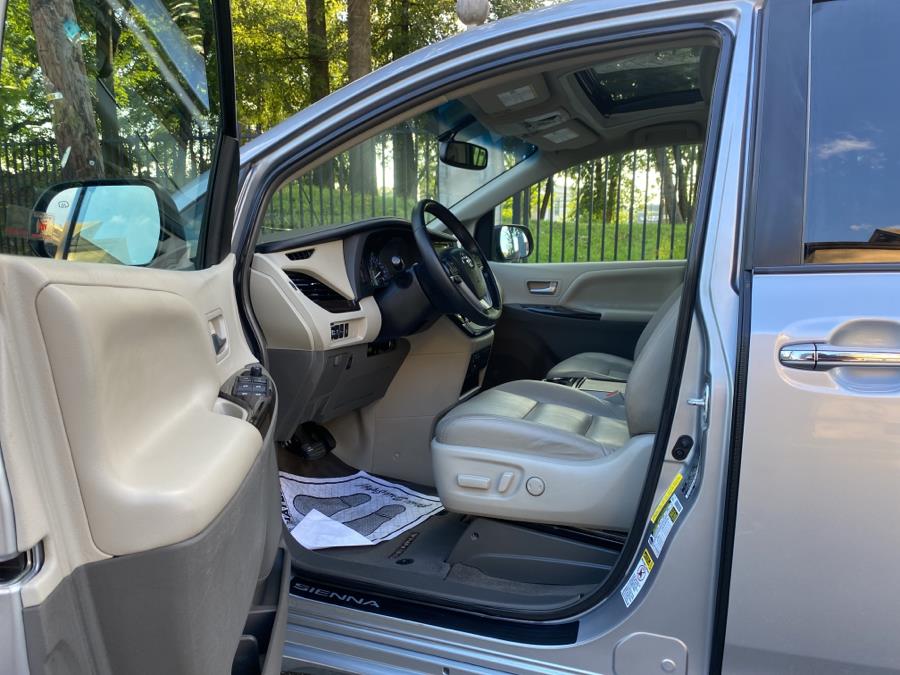 Used Toyota Sienna 5dr 8-Pass Van XLE FWD (Natl) 2015 | Daytona Auto Sales. Little Ferry, New Jersey Used Toyota Sienna 5dr 8-Pass Van XLE FWD (Natl) 2015 | Daytona Auto Sales. Little Ferry, New Jersey