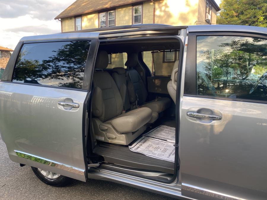 Used Toyota Sienna 5dr 8-Pass Van XLE FWD (Natl) 2015 | Daytona Auto Sales. Little Ferry, New Jersey Used Toyota Sienna 5dr 8-Pass Van XLE FWD (Natl) 2015 | Daytona Auto Sales. Little Ferry, New Jersey