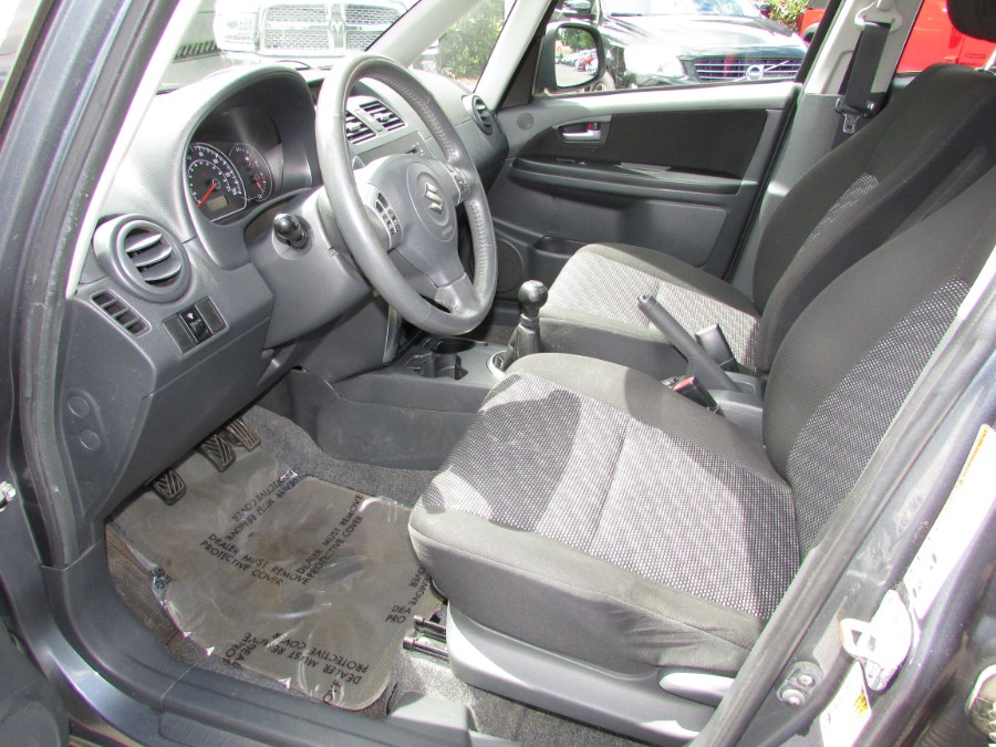2009 Suzuki SX4 5dr HB Man AWD, available for sale in East Windsor, Connecticut | United Auto Sales of E Windsor, Inc. East Windsor, Connecticut 2009 Suzuki SX4 5dr HB Man AWD, available for sale in East Windsor, Connecticut | United Auto Sales of E Windsor, Inc. East Windsor, Connecticut