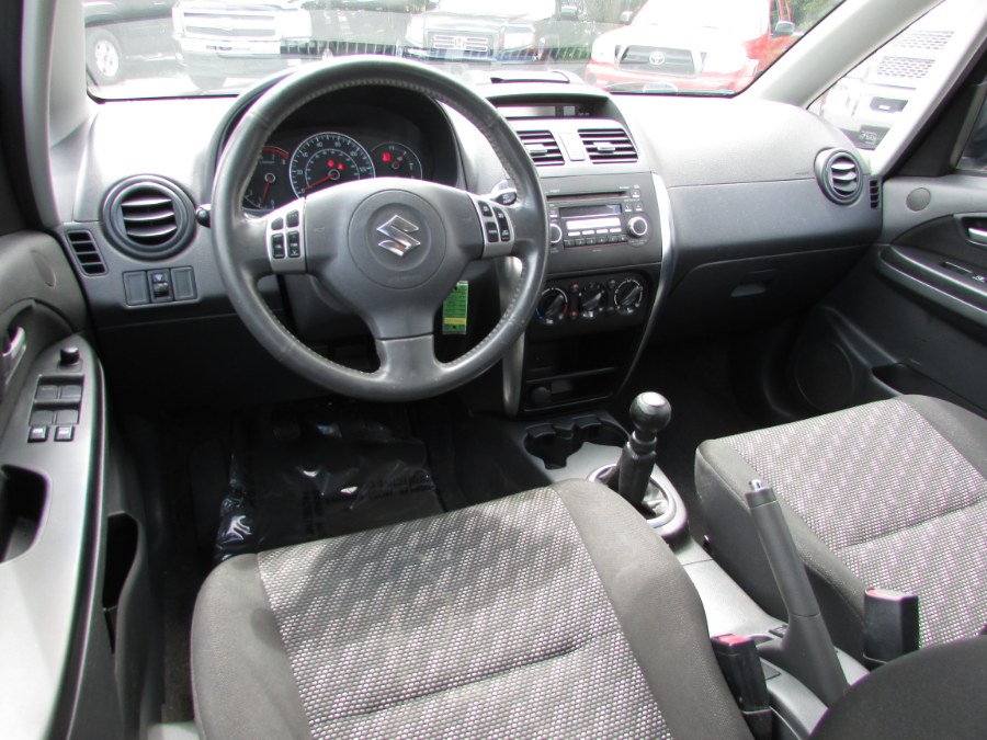2009 Suzuki SX4 5dr HB Man AWD, available for sale in East Windsor, Connecticut | United Auto Sales of E Windsor, Inc. East Windsor, Connecticut 2009 Suzuki SX4 5dr HB Man AWD, available for sale in East Windsor, Connecticut | United Auto Sales of E Windsor, Inc. East Windsor, Connecticut