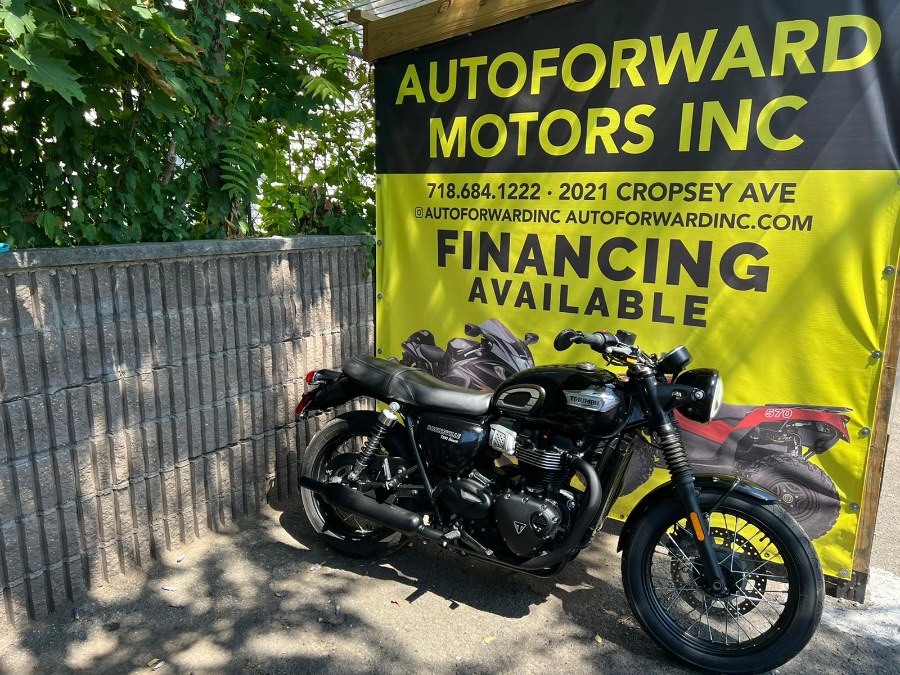 Used 2017 Triumph Bonneville in Brooklyn, New York | Autoforward Motors Inc.. Brooklyn, New York