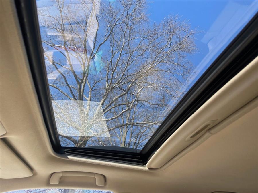 2009 Lexus Rx 350 Base AWD 4dr SUV, available for sale in Roslyn Heights, New York | Mekawy Auto Sales Inc. Roslyn Heights, New York 2009 Lexus Rx 350 Base AWD 4dr SUV, available for sale in Roslyn Heights, New York | Mekawy Auto Sales Inc. Roslyn Heights, New York