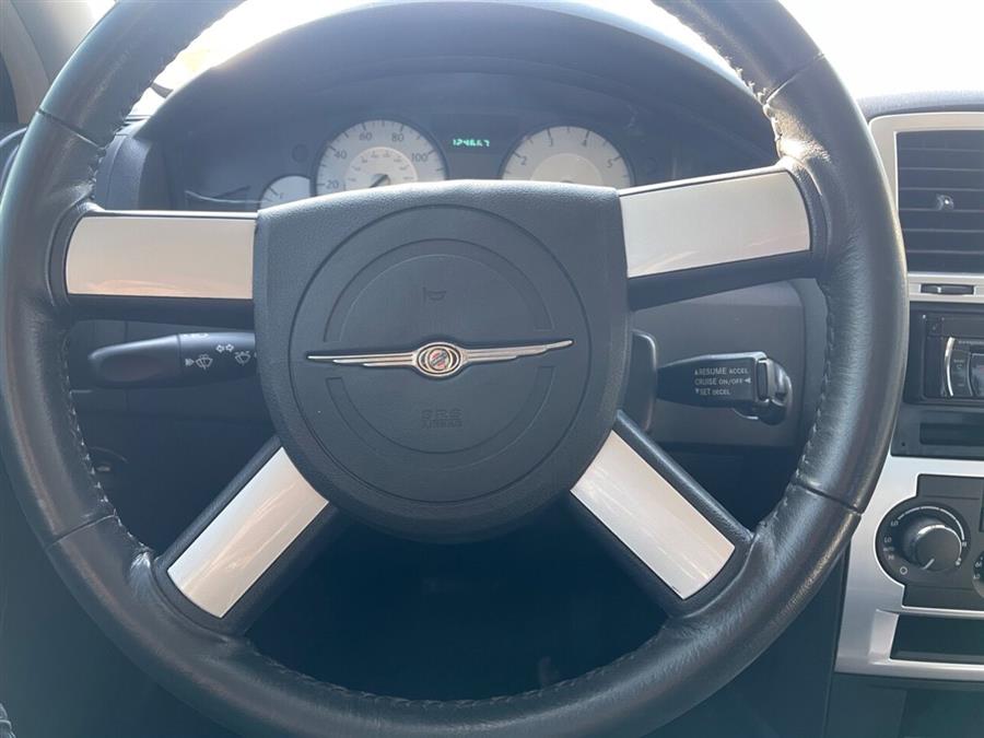 2010 Chrysler 300 Touring 4dr Sedan, available for sale in Roslyn Heights, New York | Mekawy Auto Sales Inc. Roslyn Heights, New York 2010 Chrysler 300 Touring 4dr Sedan, available for sale in Roslyn Heights, New York | Mekawy Auto Sales Inc. Roslyn Heights, New York
