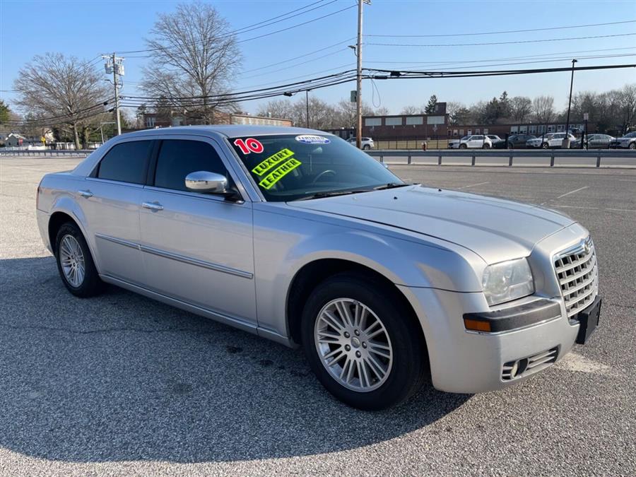 2010 Chrysler 300 Touring 4dr Sedan, available for sale in Roslyn Heights, New York | Mekawy Auto Sales Inc. Roslyn Heights, New York 2010 Chrysler 300 Touring 4dr Sedan, available for sale in Roslyn Heights, New York | Mekawy Auto Sales Inc. Roslyn Heights, New York