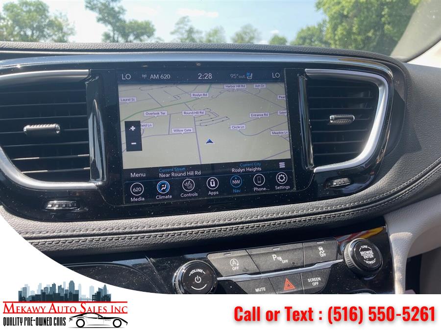 2020 Chrysler Pacifica Limited 4dr Mini Van, available for sale in Roslyn Heights, New York | Mekawy Auto Sales Inc. Roslyn Heights, New York 2020 Chrysler Pacifica Limited 4dr Mini Van, available for sale in Roslyn Heights, New York | Mekawy Auto Sales Inc. Roslyn Heights, New York
