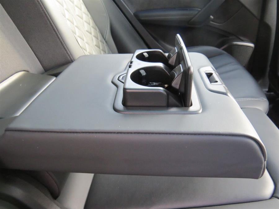 Used Audi Sq5 3.0T quattro Prestige AWD 4dr SUV 2019 | Lake City Exports Inc. Auburn, Maine Used Audi Sq5 3.0T quattro Prestige AWD 4dr SUV 2019 | Lake City Exports Inc. Auburn, Maine