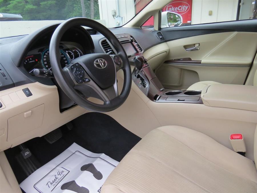 Used Toyota Venza LE AWD 4dr Crossover 2015 | Lake City Exports Inc. Auburn, Maine Used Toyota Venza LE AWD 4dr Crossover 2015 | Lake City Exports Inc. Auburn, Maine
