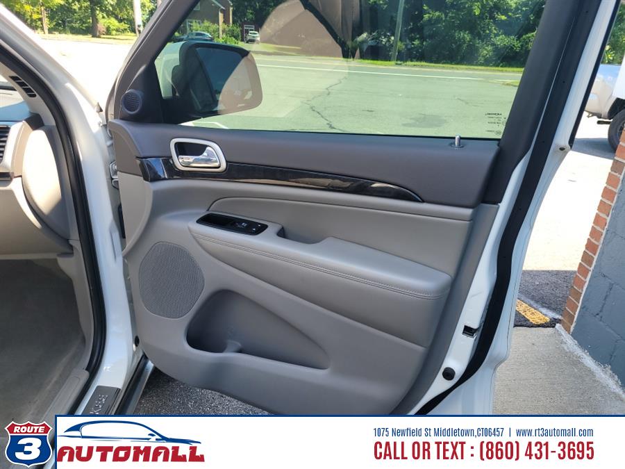 Used Jeep Grand Cherokee 4WD 4dr Laredo 2011 | RT 3 AUTO MALL LLC. Middletown, Connecticut Used Jeep Grand Cherokee 4WD 4dr Laredo 2011 | RT 3 AUTO MALL LLC. Middletown, Connecticut