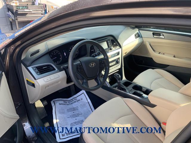2015 Hyundai Sonata 4dr Sdn 2.4L SE PZEV, available for sale in Naugatuck, Connecticut | J&M Automotive Sls&Svc LLC. Naugatuck, Connecticut 2015 Hyundai Sonata 4dr Sdn 2.4L SE PZEV, available for sale in Naugatuck, Connecticut | J&M Automotive Sls&Svc LLC. Naugatuck, Connecticut