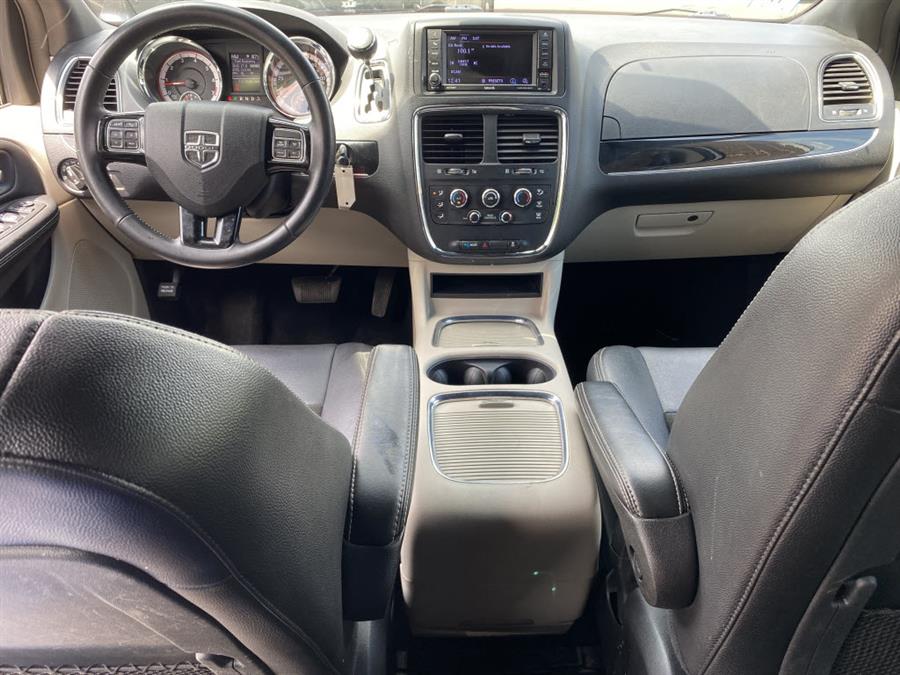 Used Dodge Grand Caravan SXT 2019 | Autouse. Andover, Massachusetts Used Dodge Grand Caravan SXT 2019 | Autouse. Andover, Massachusetts