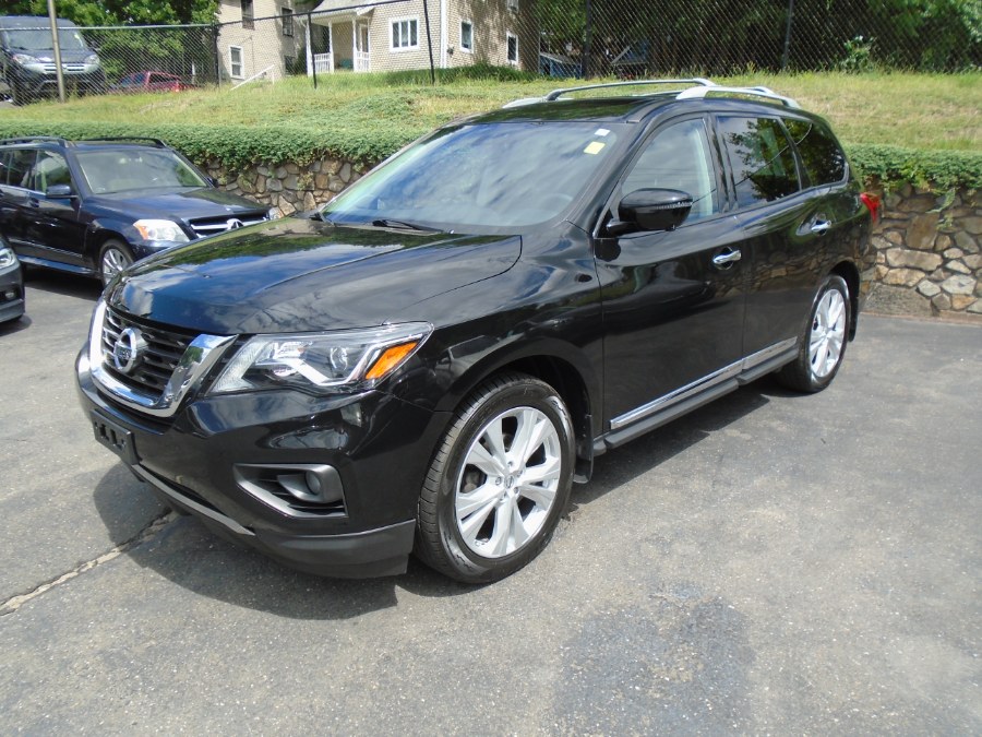 2017 Nissan Pathfinder 4x4 Platinum 4WD 3.5 V6, available for sale in Waterbury, Connecticut | Jim Juliani Motors. Waterbury, Connecticut 2017 Nissan Pathfinder 4x4 Platinum 4WD 3.5 V6, available for sale in Waterbury, Connecticut | Jim Juliani Motors. Waterbury, Connecticut