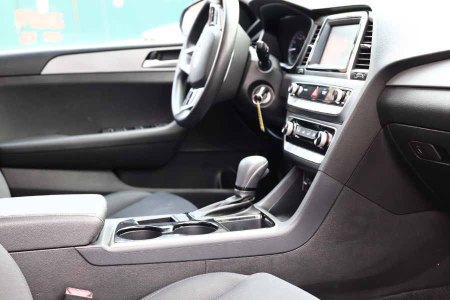 Used Hyundai Sonata SE 2.4L 2019 | Hillside Auto Mall Inc.. Jamaica, New York Used Hyundai Sonata SE 2.4L 2019 | Hillside Auto Mall Inc.. Jamaica, New York