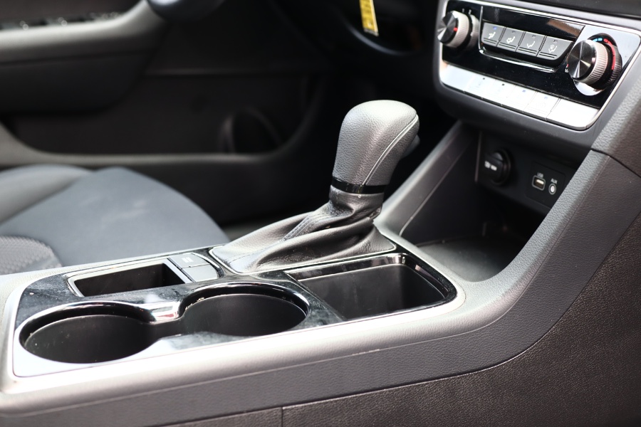 Used Hyundai Sonata SE 2.4L 2019 | Hillside Auto Mall Inc.. Jamaica, New York Used Hyundai Sonata SE 2.4L 2019 | Hillside Auto Mall Inc.. Jamaica, New York