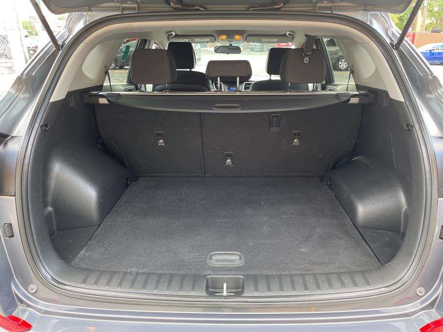 Used Hyundai Tucson SE AWD 2018 | New York Motors Group Solutions LLC. Bronx, New York Used Hyundai Tucson SE AWD 2018 | New York Motors Group Solutions LLC. Bronx, New York