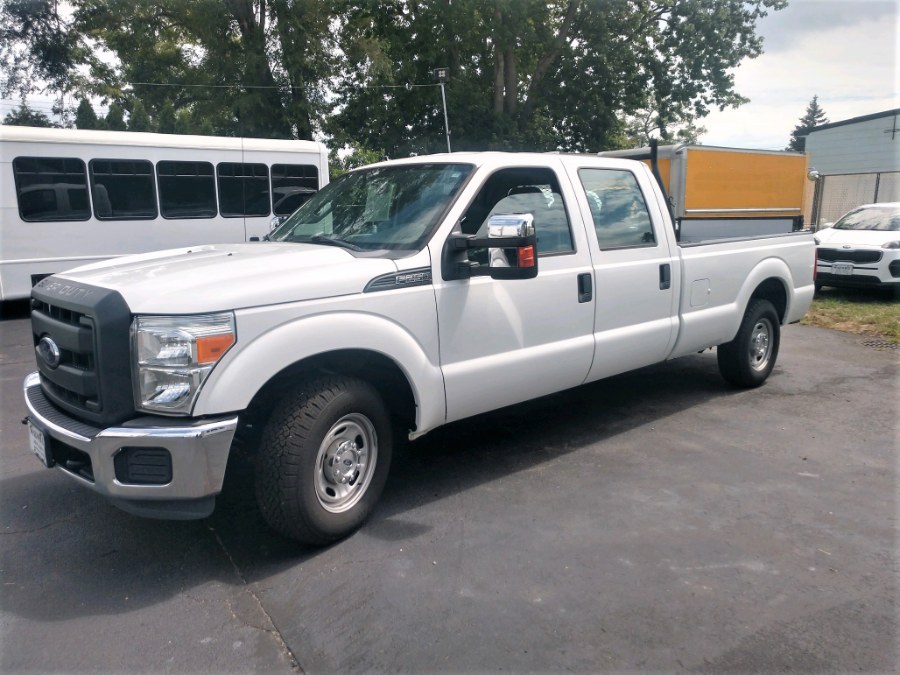 Used Ford Super Duty F-250 SRW CREW CAB LONG BED w LIFTGATE 2015 | Warwick Auto Sales Inc. COPIAGUE, New York Used Ford Super Duty F-250 SRW CREW CAB LONG BED w LIFTGATE 2015 | Warwick Auto Sales Inc. COPIAGUE, New York