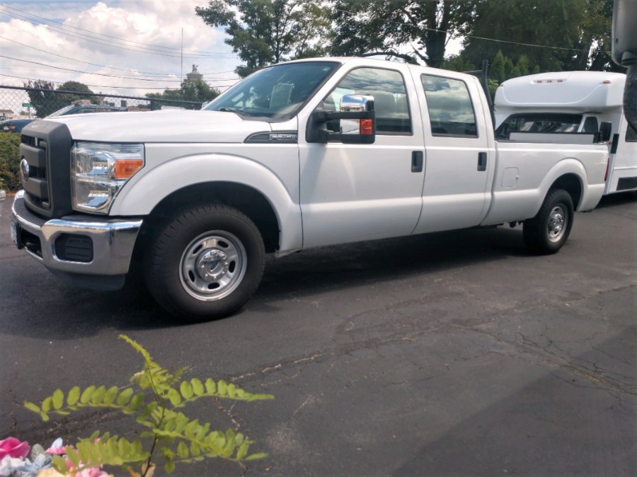 Used Ford Super Duty F-250 SRW CREW CAB LONG BED w LIFTGATE 2015 | Warwick Auto Sales Inc. COPIAGUE, New York Used Ford Super Duty F-250 SRW CREW CAB LONG BED w LIFTGATE 2015 | Warwick Auto Sales Inc. COPIAGUE, New York