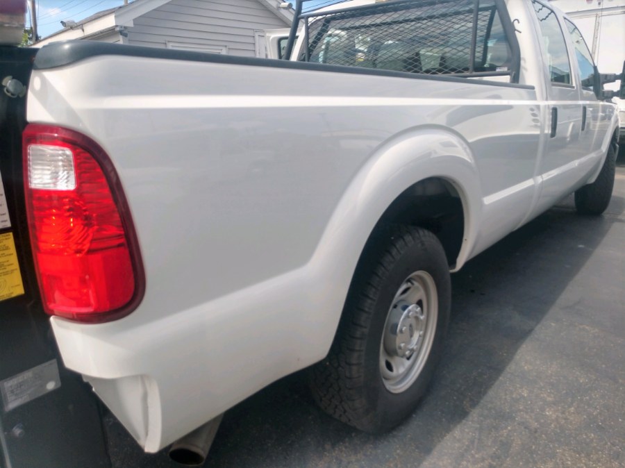 Used Ford Super Duty F-250 SRW CREW CAB LONG BED w LIFTGATE 2015 | Warwick Auto Sales Inc. COPIAGUE, New York Used Ford Super Duty F-250 SRW CREW CAB LONG BED w LIFTGATE 2015 | Warwick Auto Sales Inc. COPIAGUE, New York